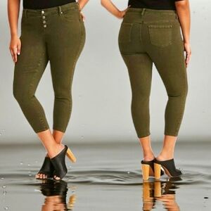 Torrid Plus Size Ultra Skinny Cropped Olive Green Button Fly Jeans Crop Ankle